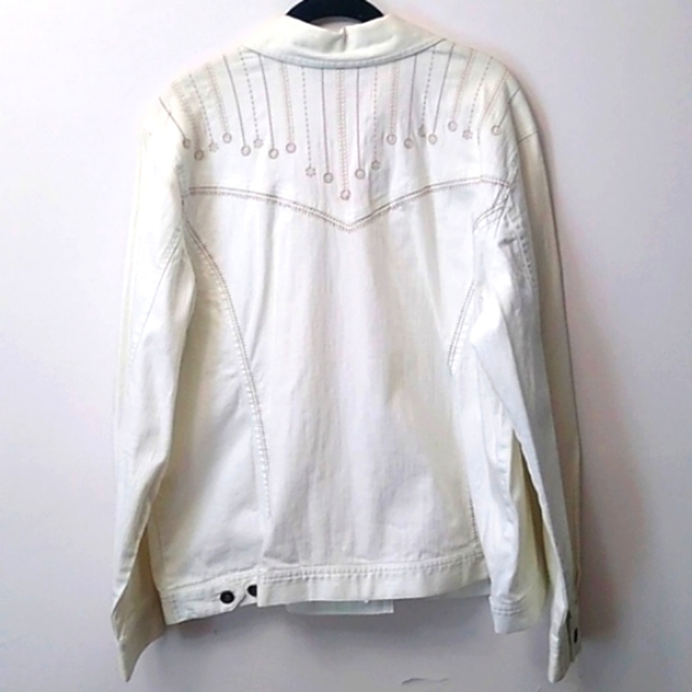 🎉HP🎉Denim & Co. Embroidered Classic Denim Jacket, XL, NWoT - Picture 3 of 10
